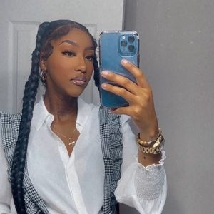 Meet your Posher, Ajia